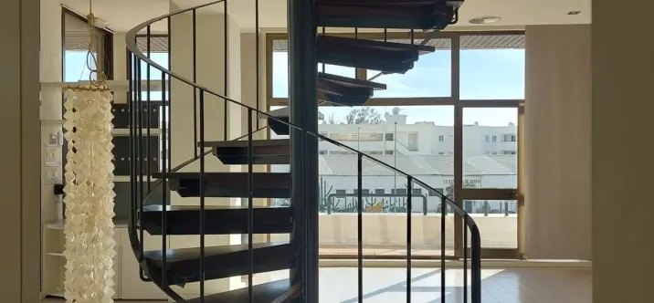 Venta de oficina en Guadalmina Baja 1