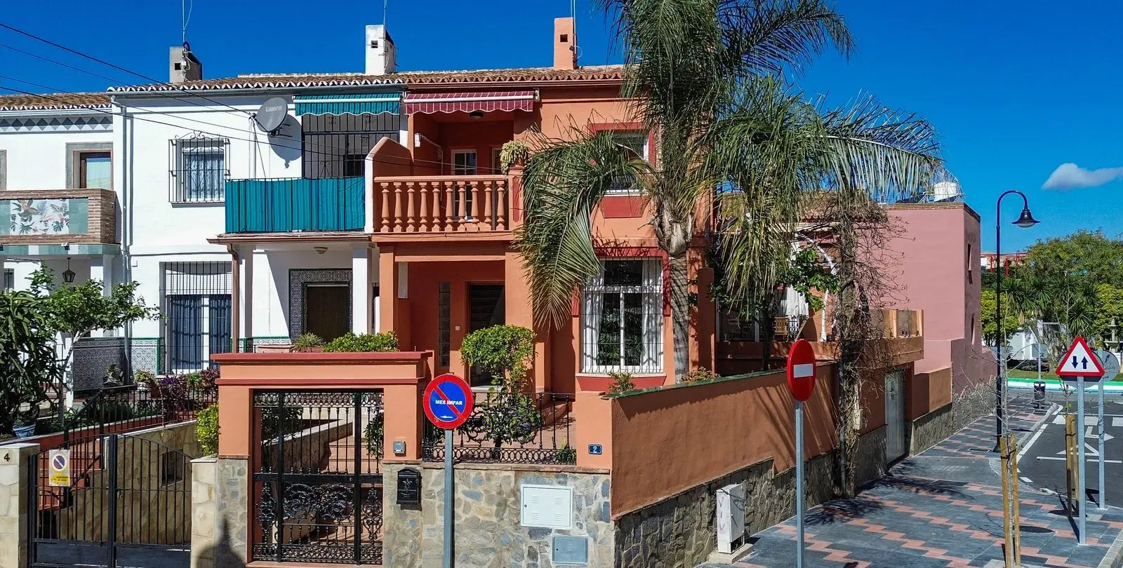 Продажа дома на две семьи в Mijas 29