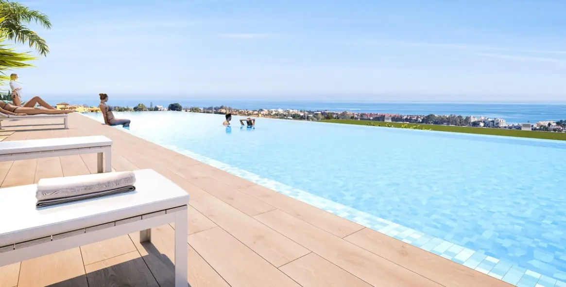 Продажа апартаментов на первом этаже в Estepona 3