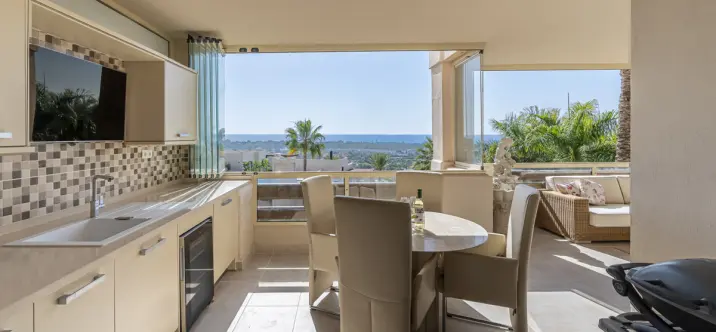 Apartamento en planta media R4992022 1