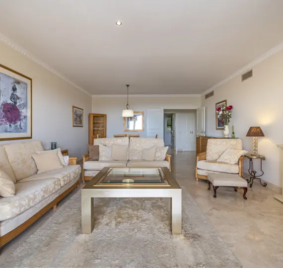 Apartamento en planta media R4992022