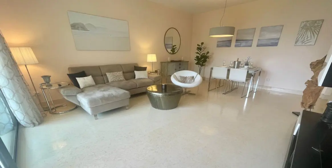 Продажа апартаментов на среднем этаже в Benahavís 7