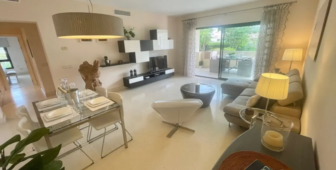 Продажа апартаментов на среднем этаже в Benahavís 9