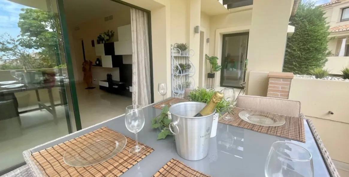 Продажа апартаментов на среднем этаже в Benahavís 16