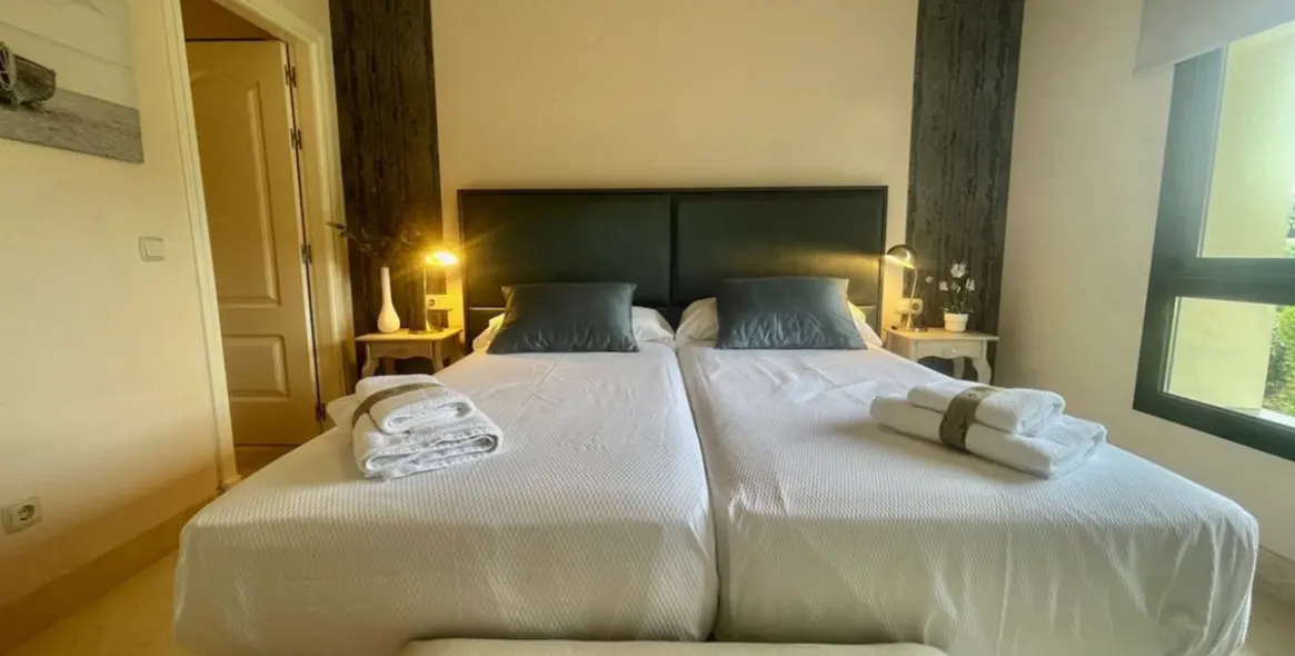 Продажа апартаментов на среднем этаже в Benahavís 20