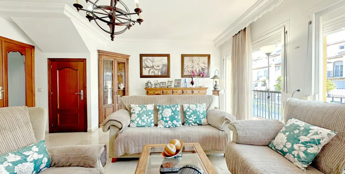 Продажа таунхауса в Estepona 6