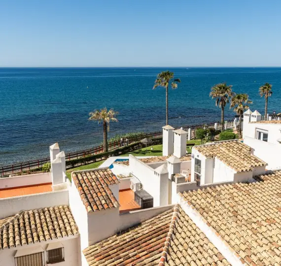 Sale of penthouse duplex in Calahonda