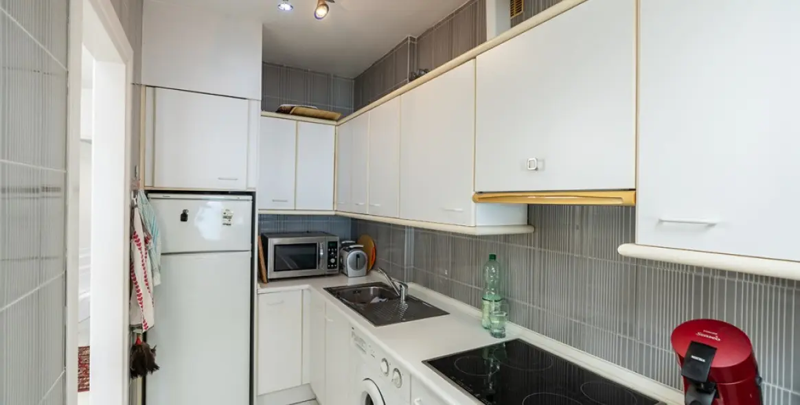 Sale of penthouse duplex in Calahonda 6