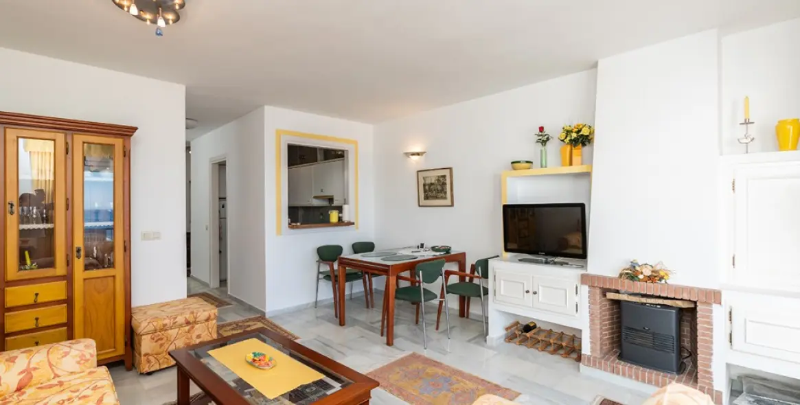 Sale of penthouse duplex in Calahonda 7