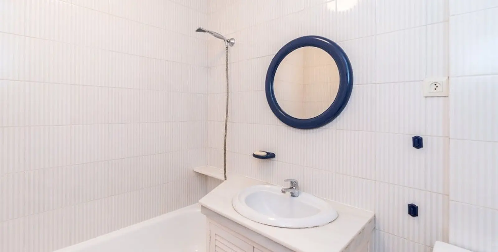 Sale of penthouse duplex in Calahonda 16