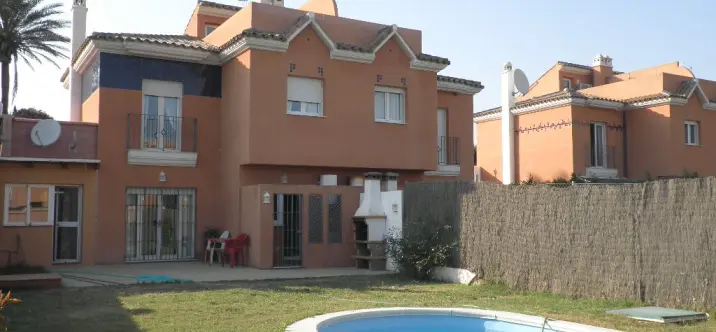 Sale of semi-detached house in Estepona 0