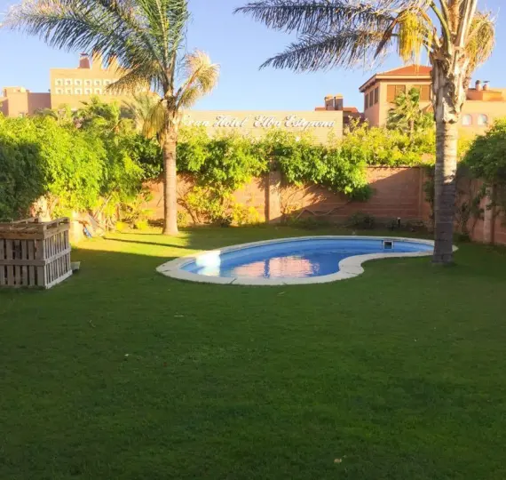 Sale of semi-detached house in Estepona