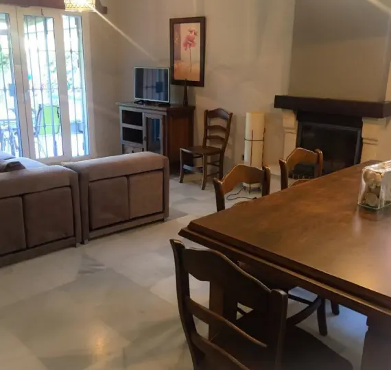 Sale of semi-detached house in Estepona