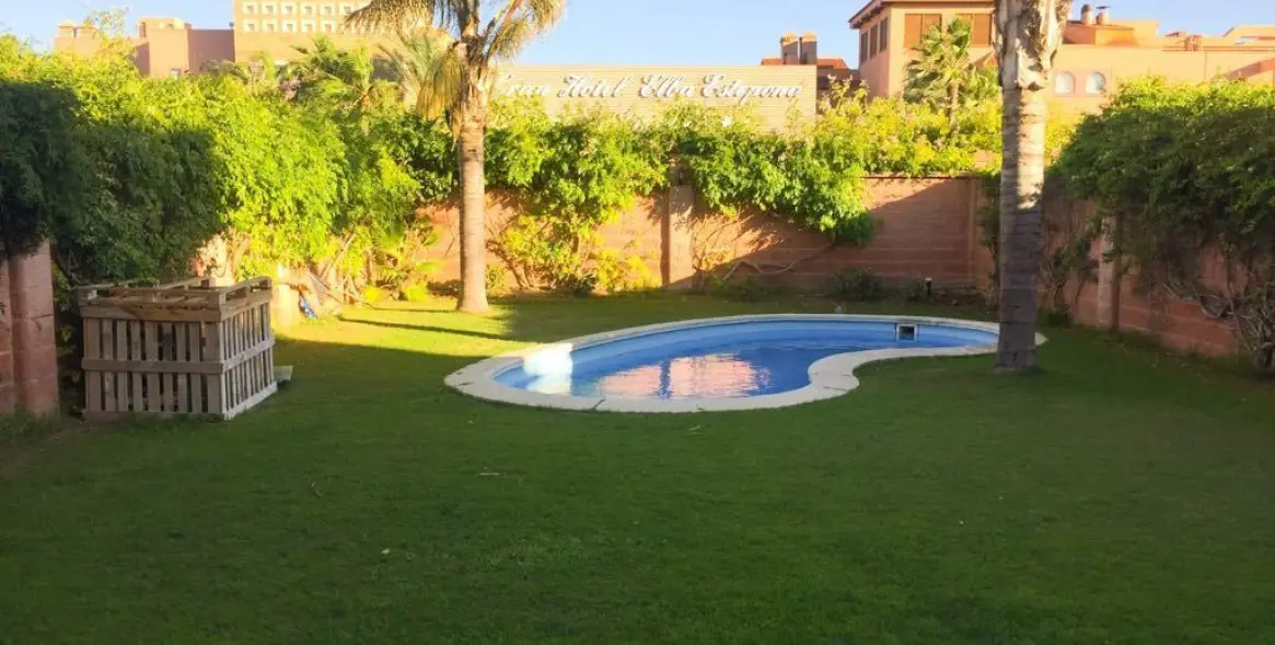 Sale of semi-detached house in Estepona 12