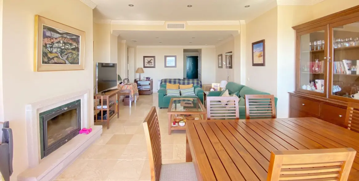 Sale of penthouse in Marbella 2