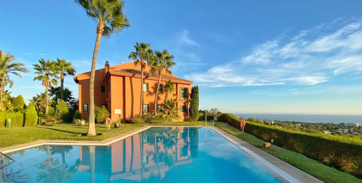 Sale of penthouse in Marbella 8