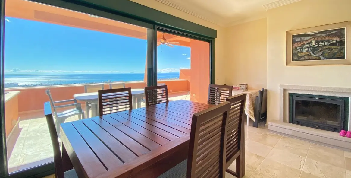 Sale of penthouse in Marbella 18