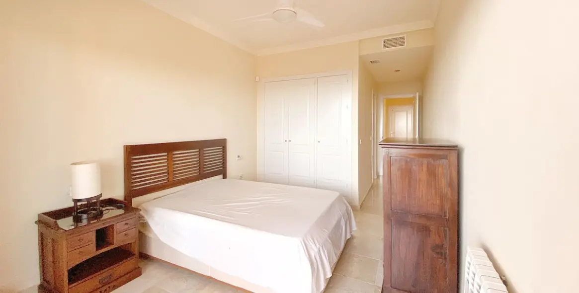 Sale of penthouse in El Rosario 23