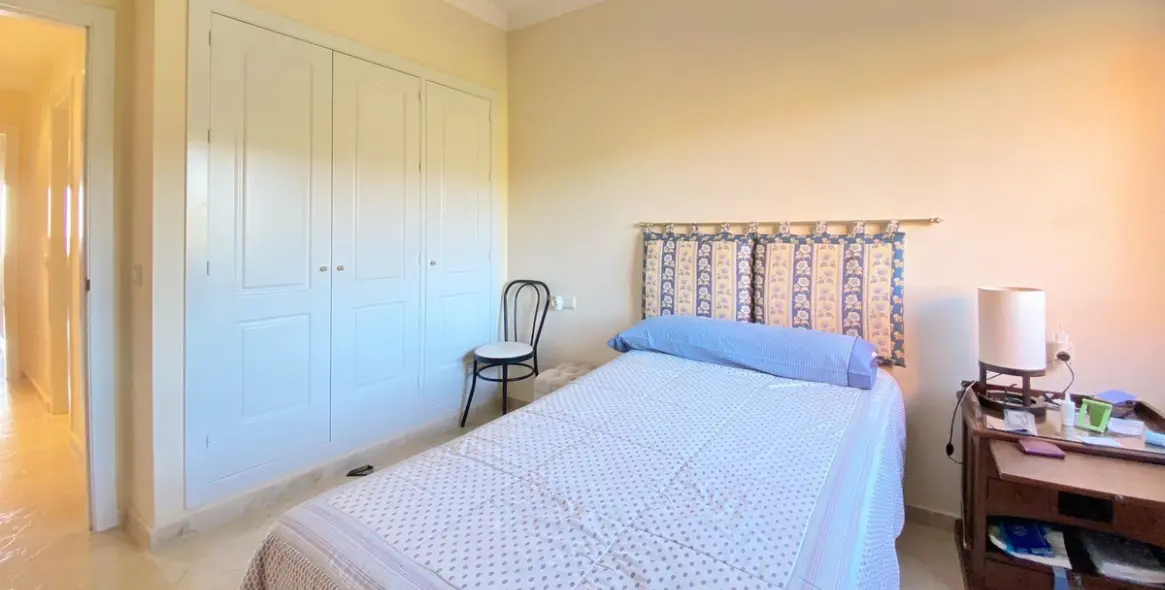 Sale of penthouse in El Rosario 27