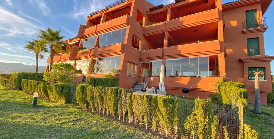 Sale of penthouse in El Rosario 37