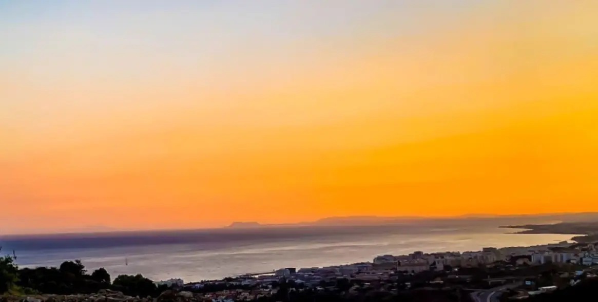 Sale of penthouse in El Rosario 42