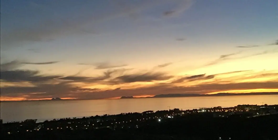 Sale of penthouse in El Rosario 43