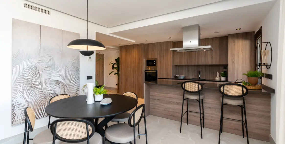 Продажа апартаментов на среднем этаже в Istán 11