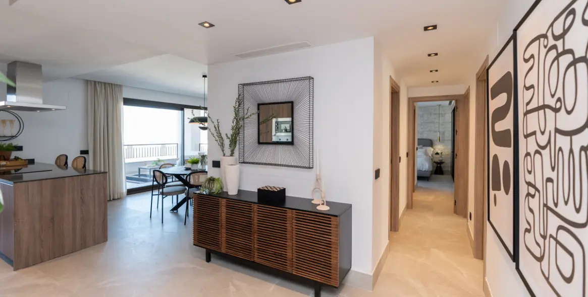 Venta de apartamento en planta media en Istán 22