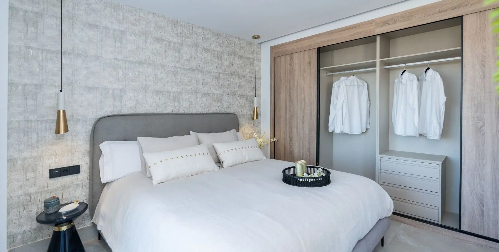 Venta de apartamento en planta baja en Istán 17