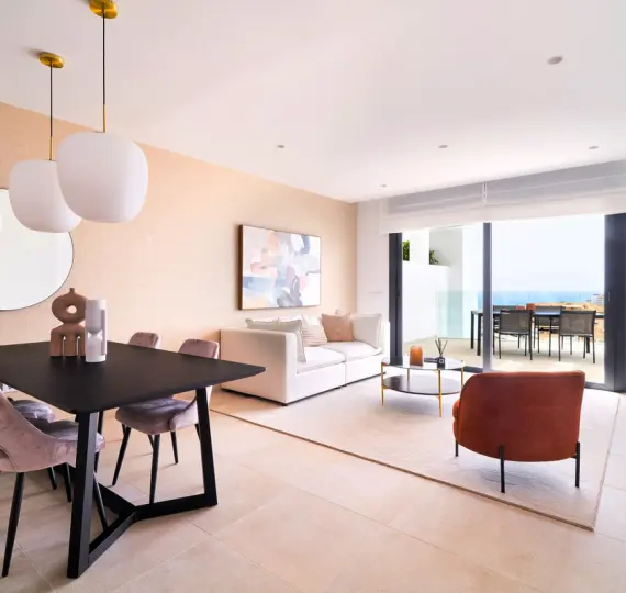 Продажа апартаментов на первом этаже в Fuengirola