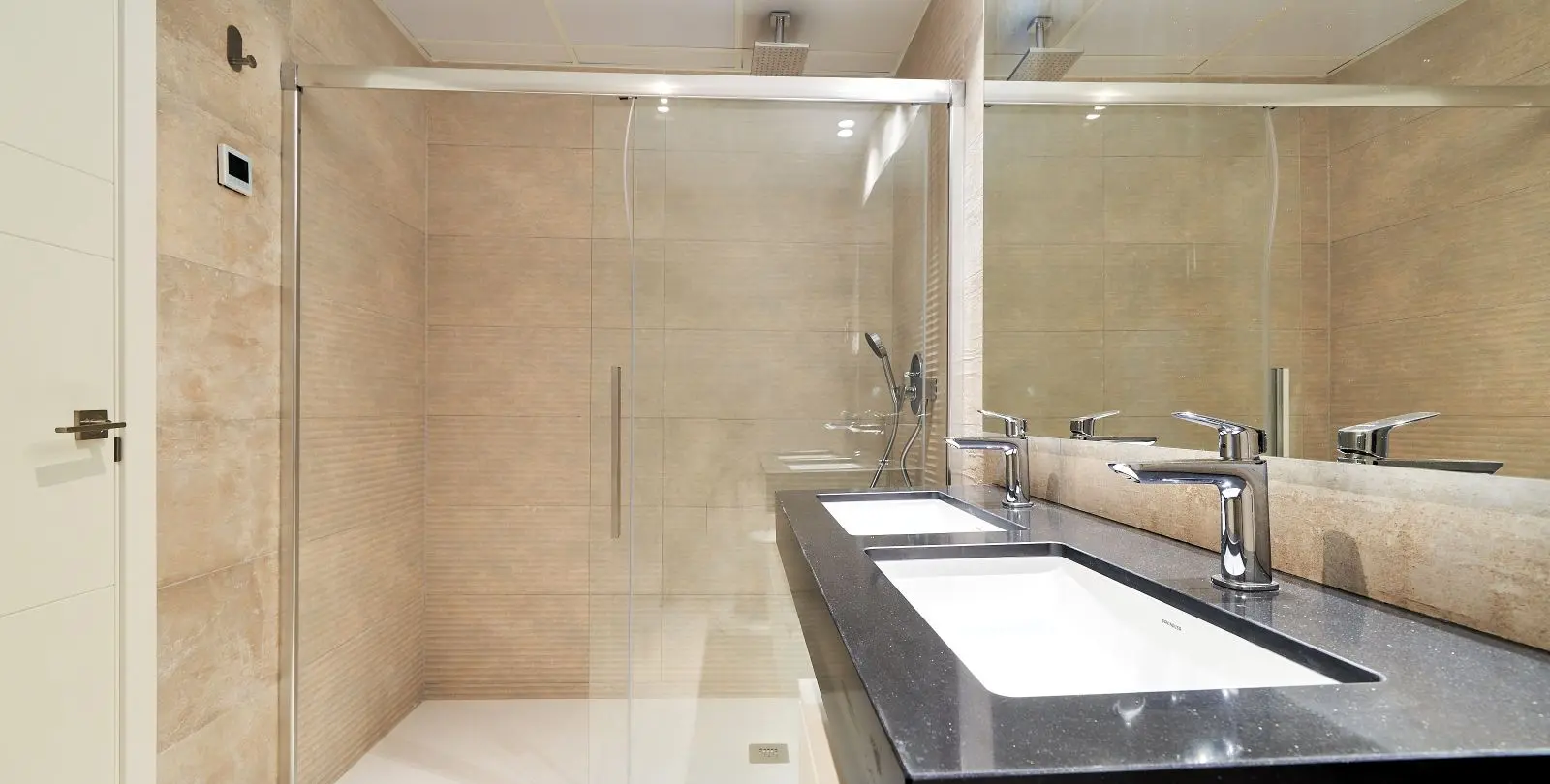 Sale of ground floor apartment in Fuengirola 22