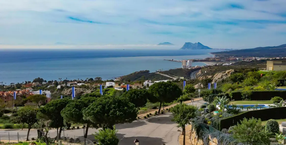 Venta de parcela residencial en Sotogrande 10