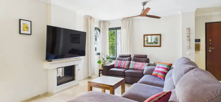 Semi-detached house R5019097 2