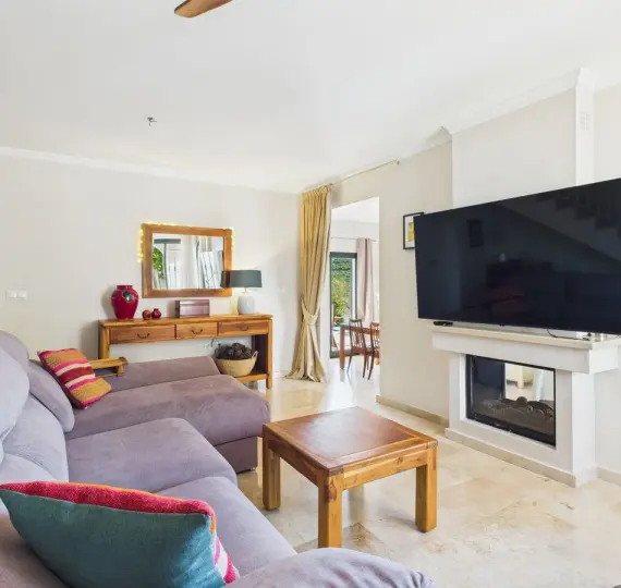 Semi-detached house R5019097