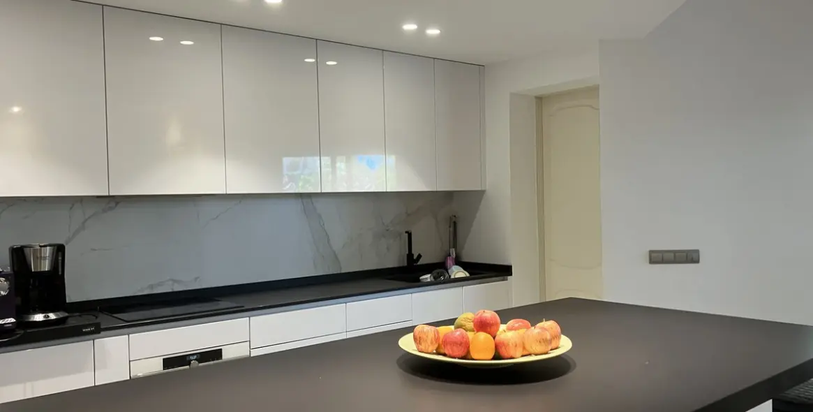 Sale of ground floor apartment in Aloha 5