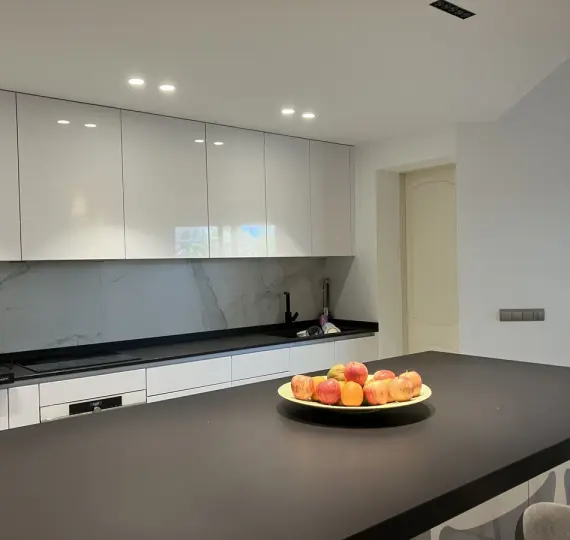 Sale of ground floor apartment in Aloha