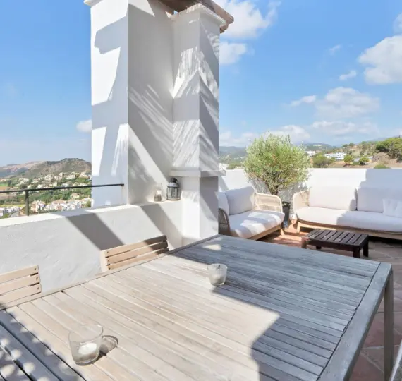 Sale of penthouse in La Heredia