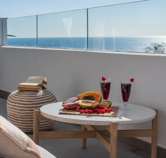 Sale of middle floor apartment in Rincón de la Victoria