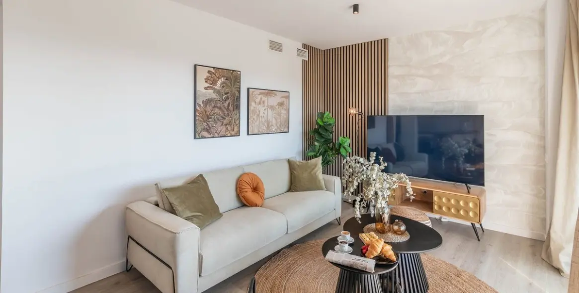 Sale of middle floor apartment in Rincón de la Victoria 3