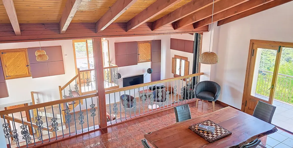 Продажа  отдельно стоящей виллы в Sedella 7