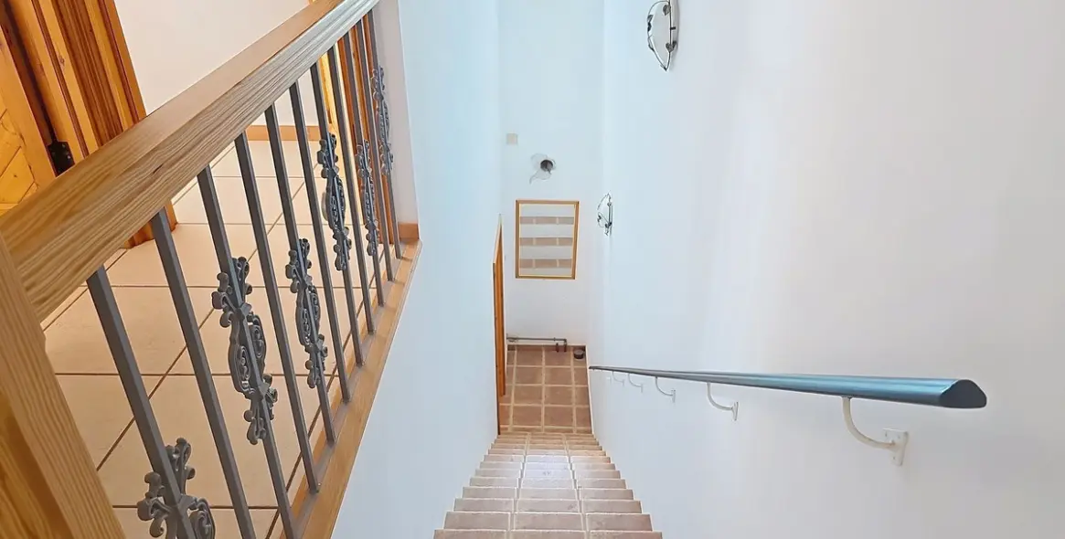 Sale of detached villa in Sedella 36