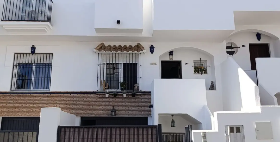 Sale of townhouse in Fuengirola 1