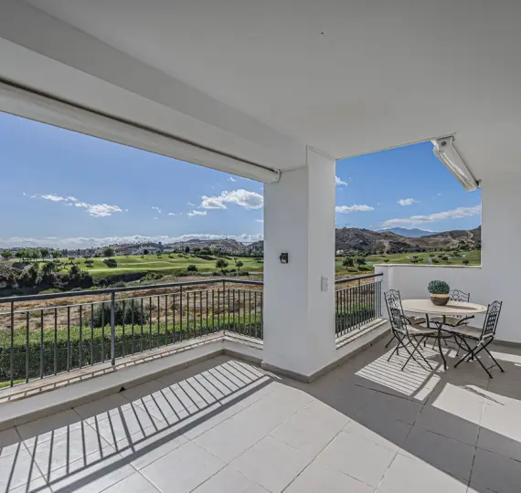 Sale of middle floor apartment in Los Arqueros