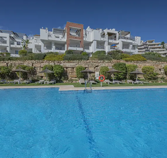 Sale of middle floor apartment in Los Arqueros