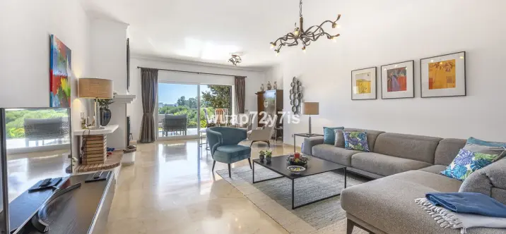 Sale of ground floor apartment in Estepona 3