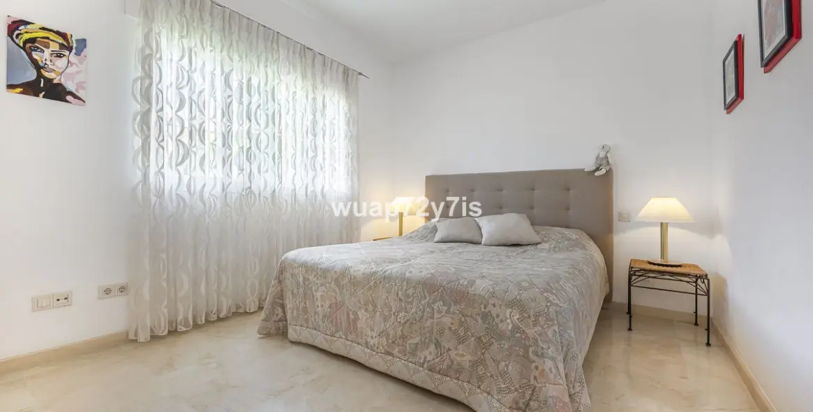 Продажа апартаментов на первом этаже в Estepona 12