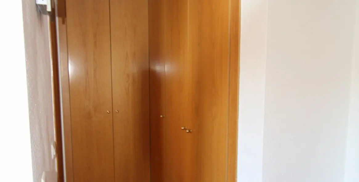 Продажа  отдельно стоящей виллы в Los Pacos 15