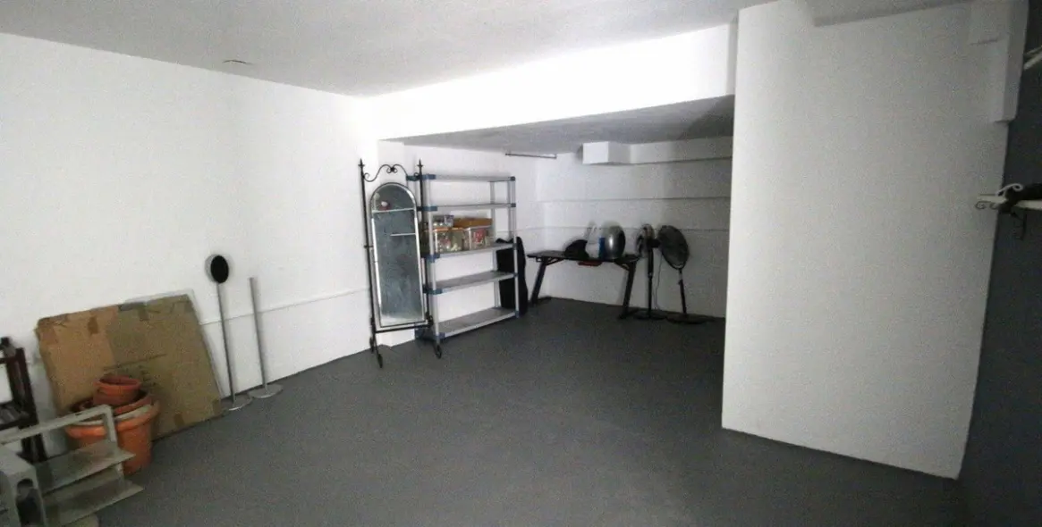 Продажа  отдельно стоящей виллы в Los Pacos 24