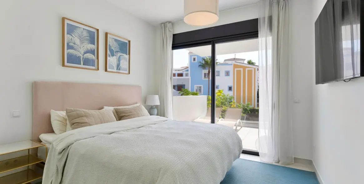 Продажа апартаментов на среднем этаже в Estepona 3