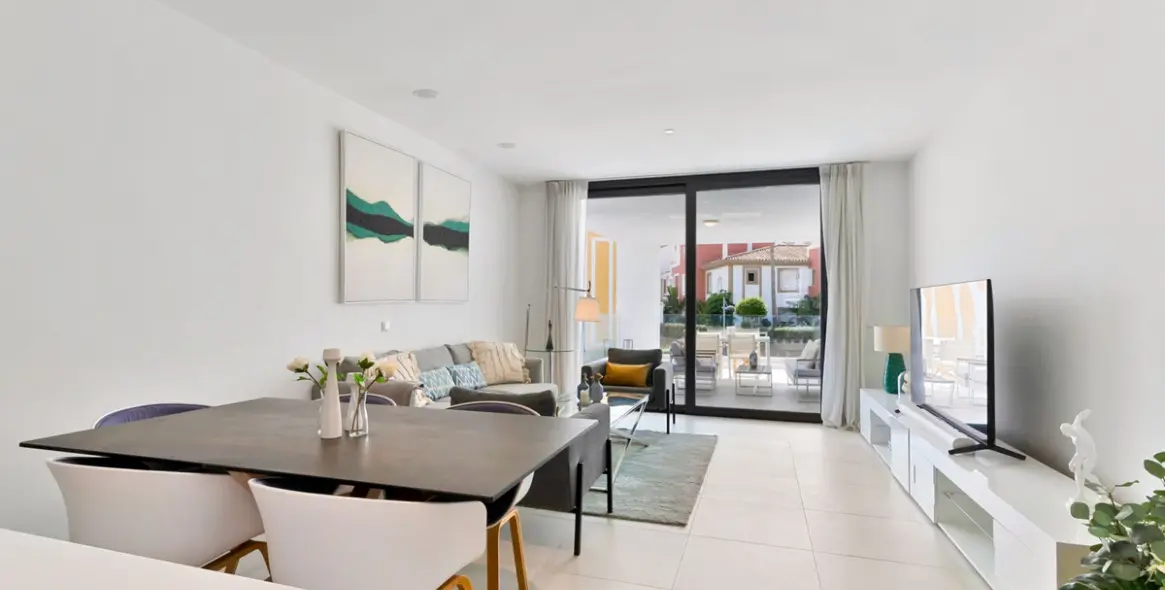 Продажа апартаментов на среднем этаже в Estepona 7